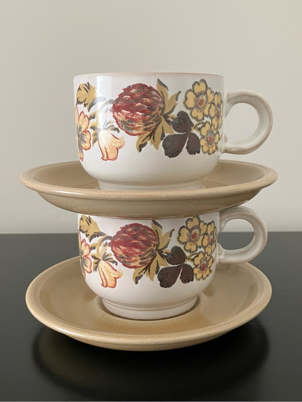 Vintage Sadler Stoneware Cups With Saucers - Clover Pattern